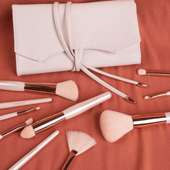 ROSE GOLD 10-Piece Luxury Makeup Brush Set - Picture 8 of 9